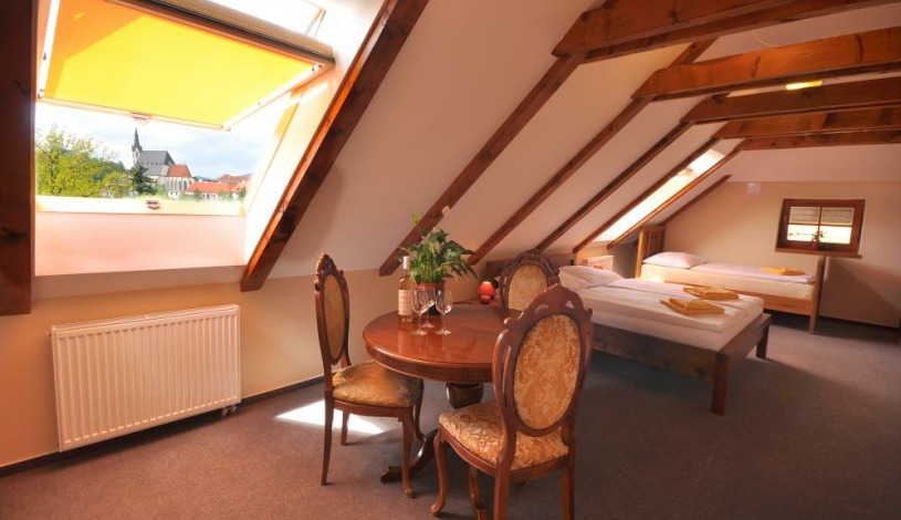 Penzion Prelát Český Krumlov - Třílůžkový pokoj, Třílůžkový apartmán